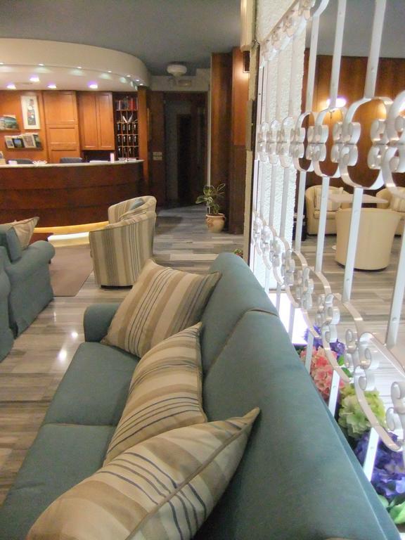 Hotel Giulio Cesare شينكْوالي المظهر الخارجي الصورة
