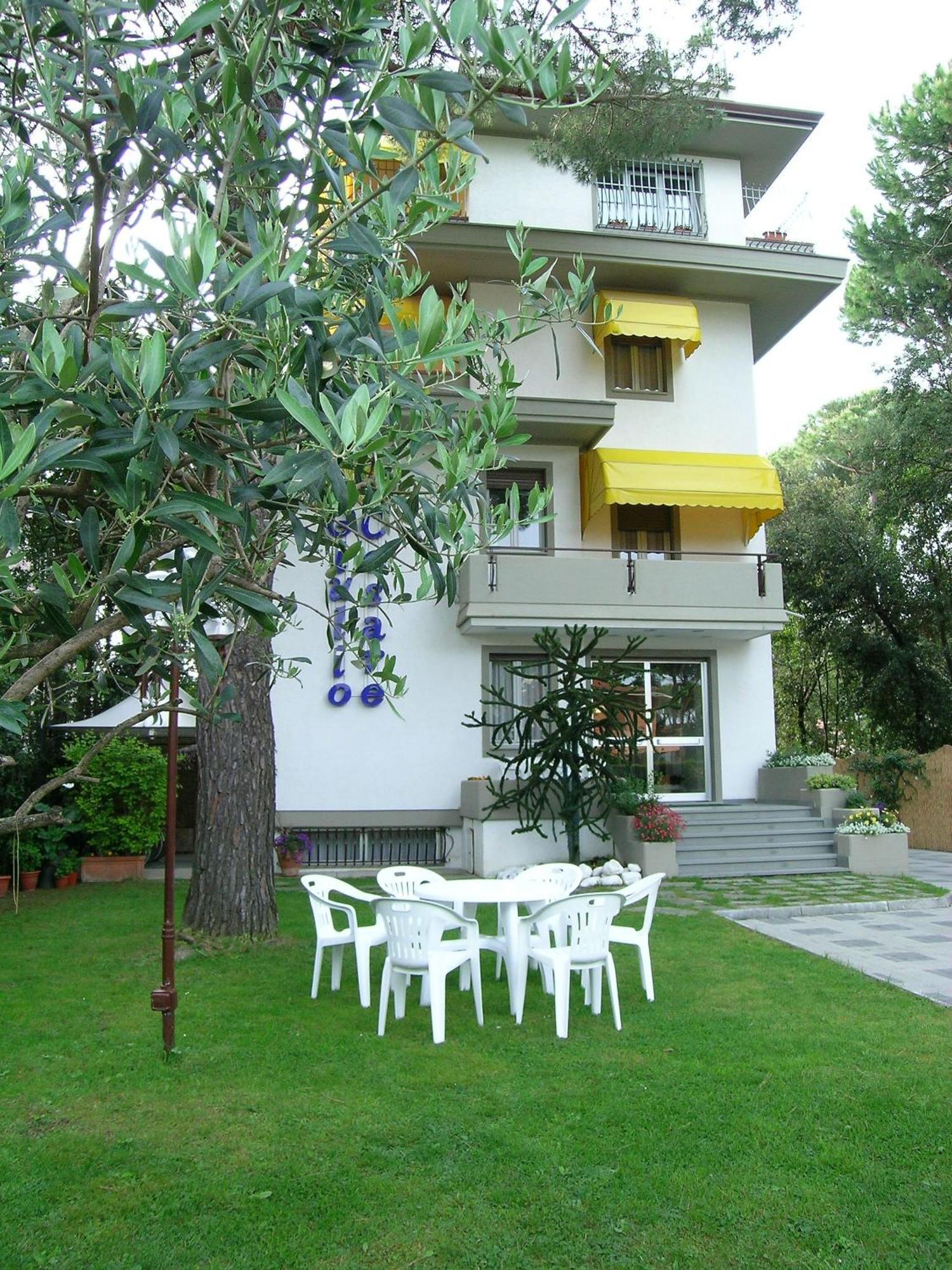 Hotel Giulio Cesare شينكْوالي المظهر الخارجي الصورة