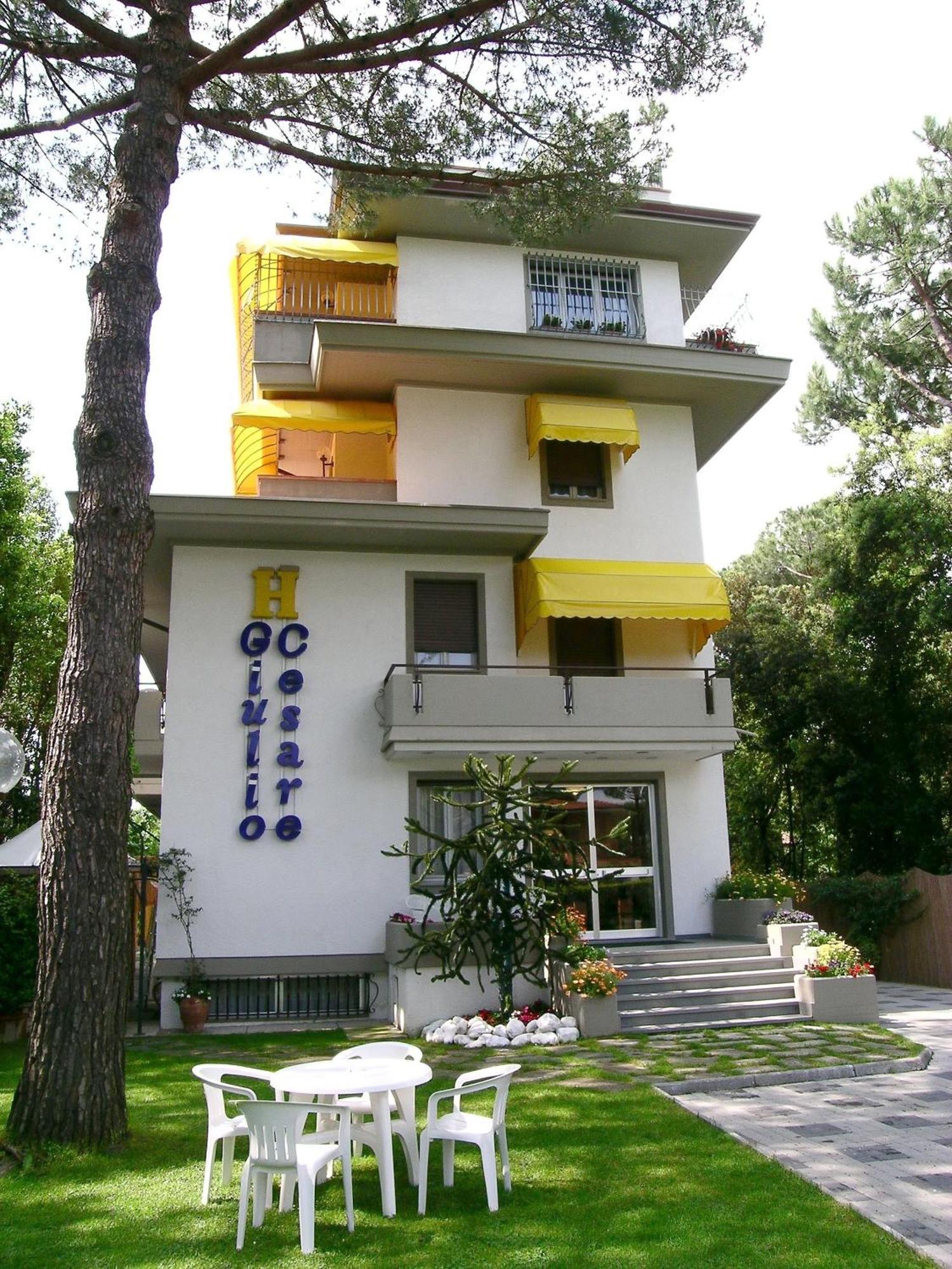 Hotel Giulio Cesare شينكْوالي المظهر الخارجي الصورة