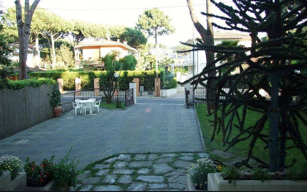 Hotel Giulio Cesare شينكْوالي المظهر الخارجي الصورة