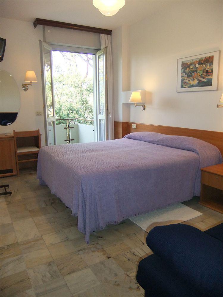 Hotel Giulio Cesare شينكْوالي المظهر الخارجي الصورة