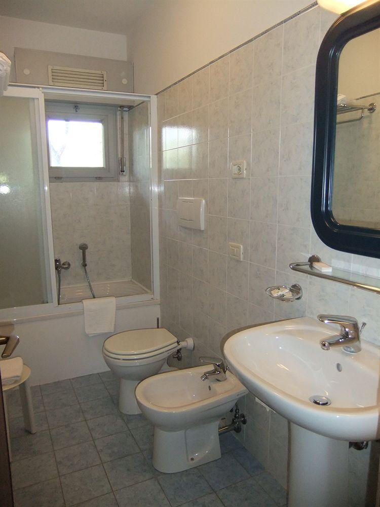 Hotel Giulio Cesare شينكْوالي المظهر الخارجي الصورة