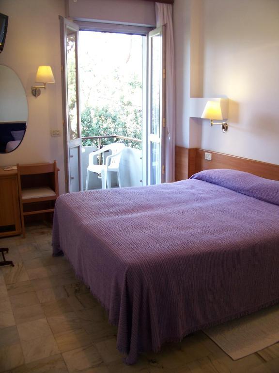 Hotel Giulio Cesare شينكْوالي المظهر الخارجي الصورة