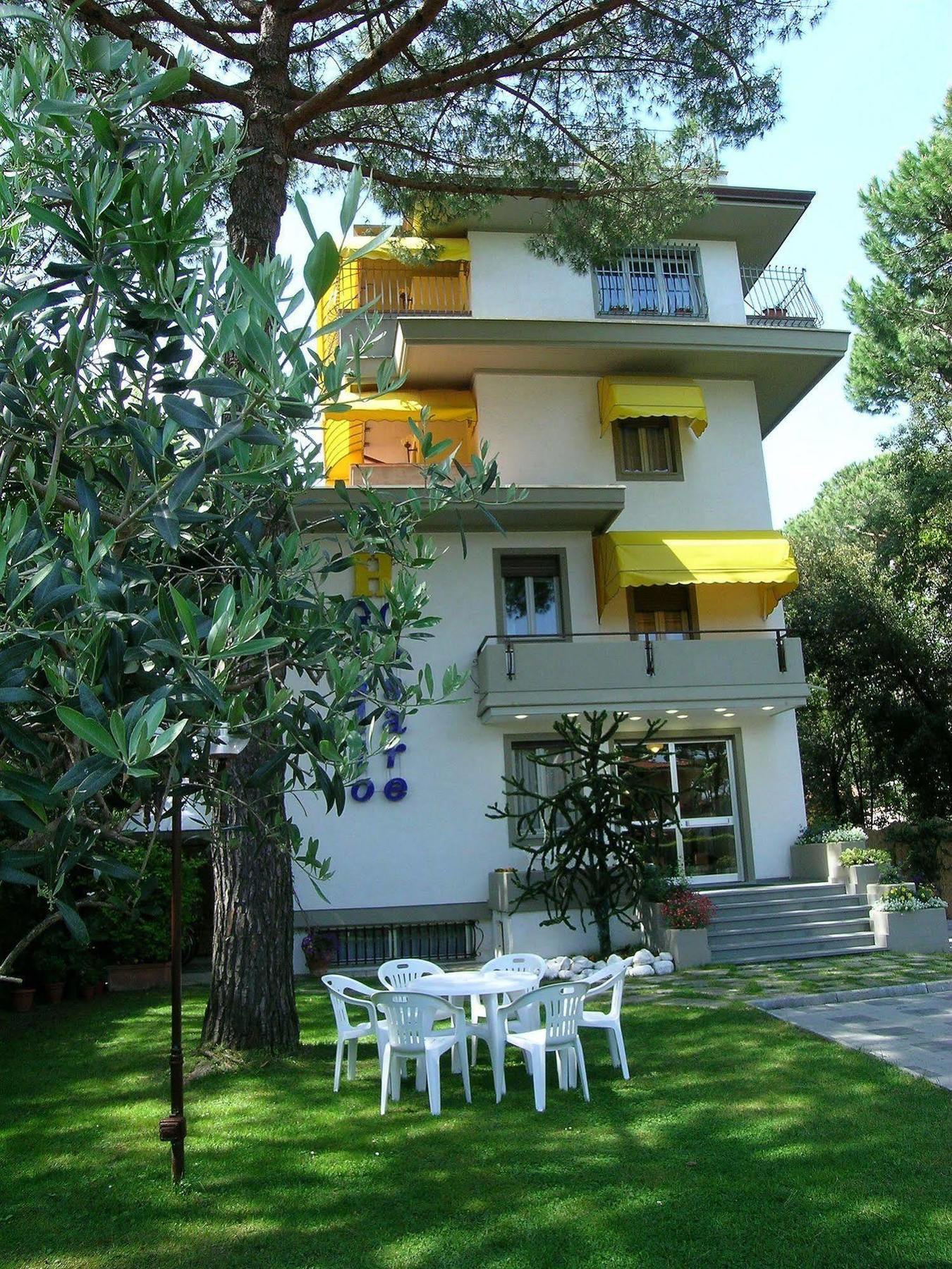 Hotel Giulio Cesare شينكْوالي المظهر الخارجي الصورة